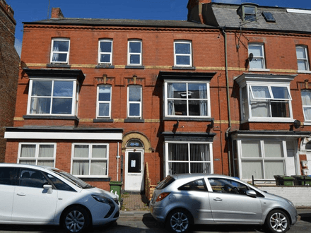 Flat 1, 46-48 Windsor Crescent, Brindlington, YO15 3HY